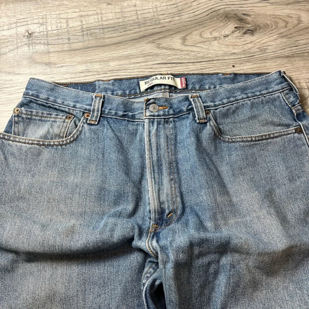 Levis 505 Regular Fit Jeans Mens 38x32 Blue Straight Leg Denim Distressed 052177